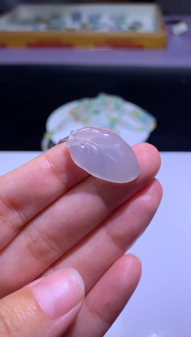 定制翡翠未镶嵌毛货