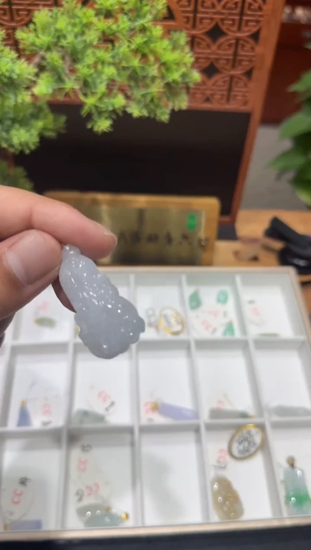 未镶嵌挂件翡翠A货翡翠多样性孤品