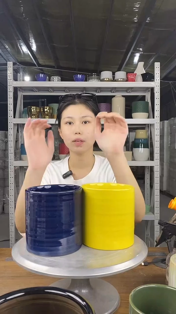 默认打孔陶瓷花盆宽高12.5-13两个