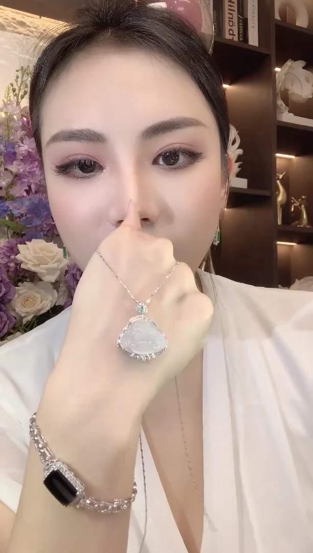 吊坠(不含链)18K金镶嵌翡翠C2