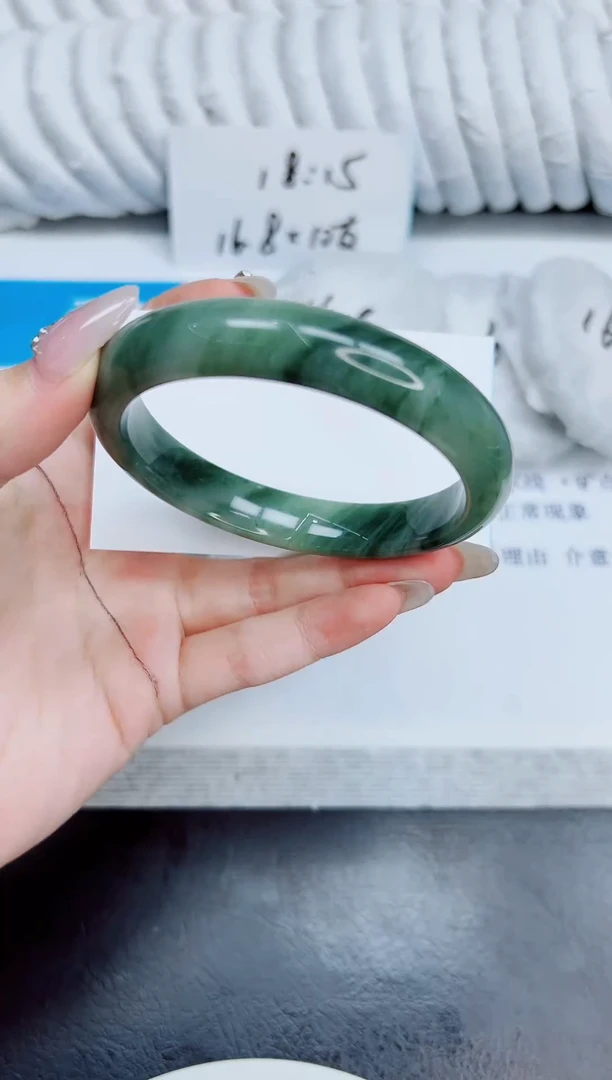 未镶嵌手镯石英质玉15/61.3
