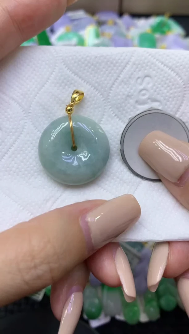 颈饰未镶嵌翡翠天然缅甸翡翠A货