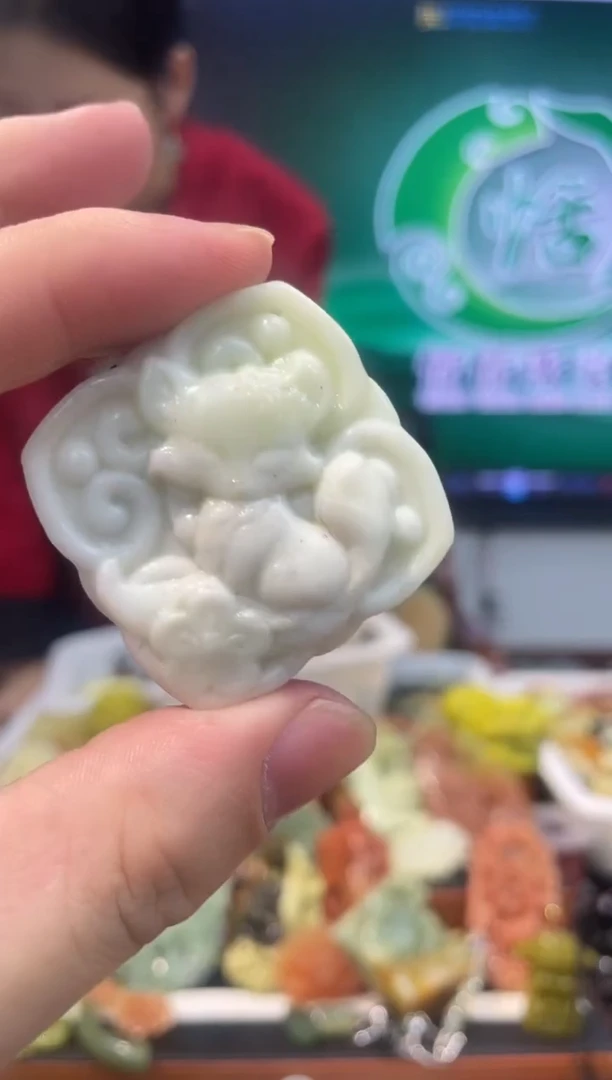 【闪购商品】岫玉吊坠未镶嵌·多样性发货*拍一发一