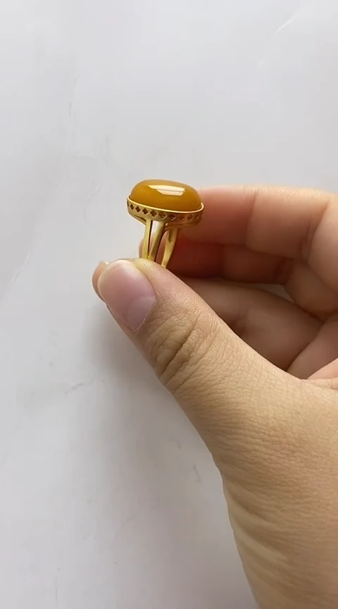 【闪购商品】琥珀裸石银S925镶嵌蜜蜡戒指