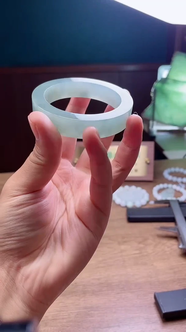 定制翡翠手镯未镶嵌舒*定制