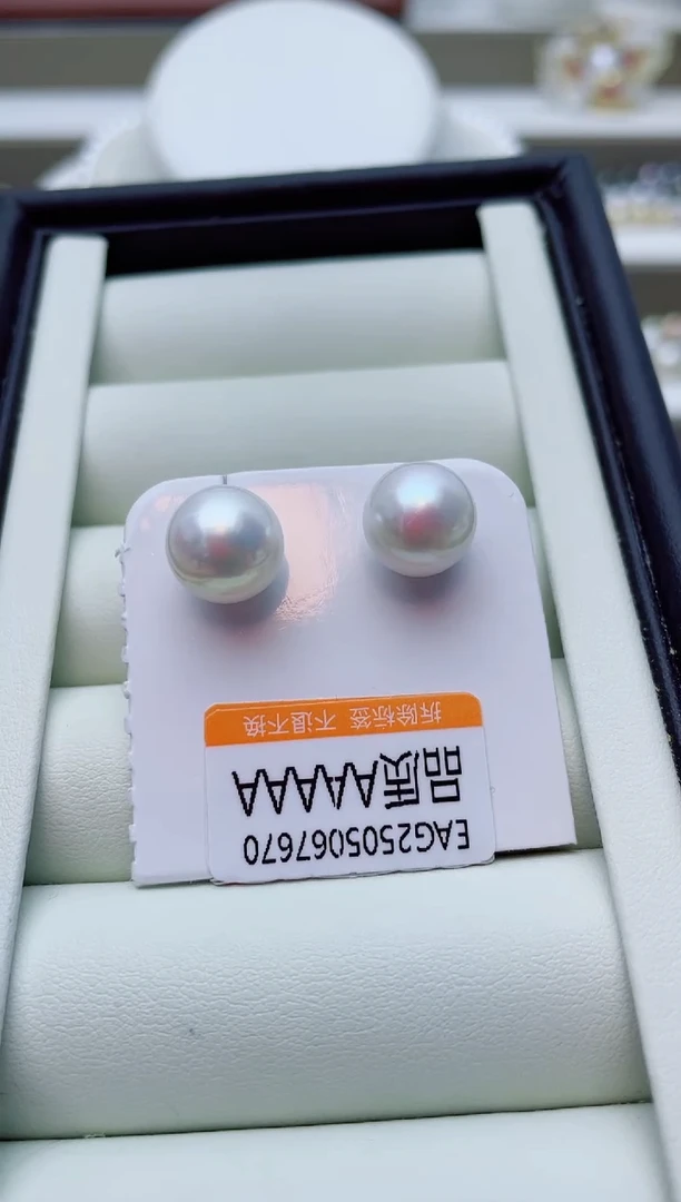 银S925镶嵌淡水珍珠耳饰W1