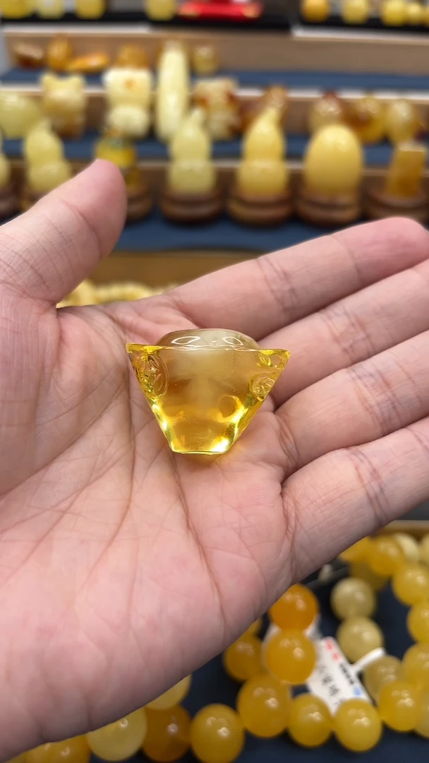 手串蜜蜡未镶嵌p47荧光蜜蜡元宝 8.93克