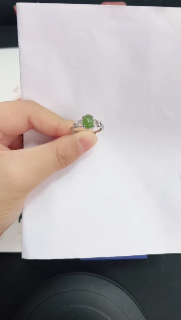 未镶嵌戒指和田玉555岚钻微色差T