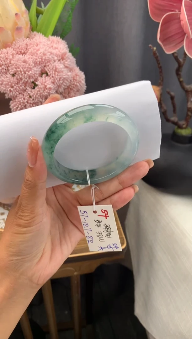 未镶嵌手镯翡翠清**阳手镯定金