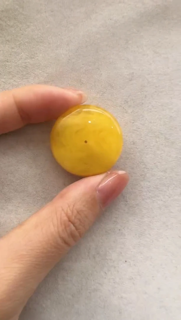 【闪购商品】琥珀裸石未镶嵌10205104-吊坠