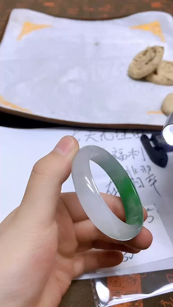 未镶嵌手镯翡翠145