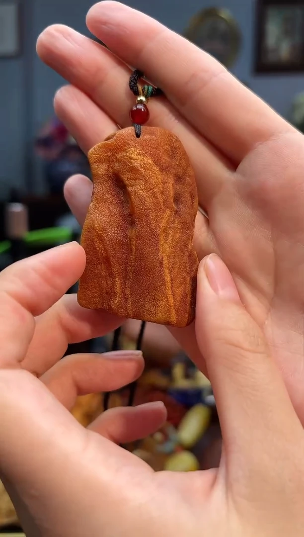 琥珀颈饰未镶嵌吊坠