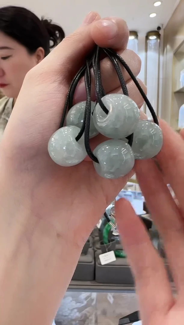 翡翠未镶嵌颈饰62多样发一