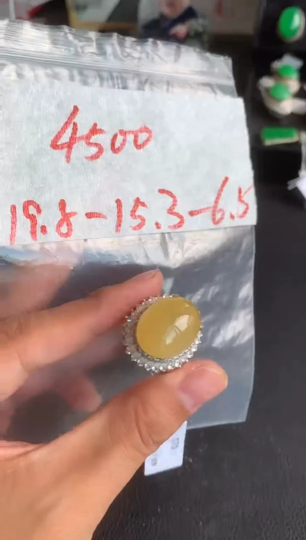 未镶嵌定制翡翠缅甸A货翡翠，拍一发一