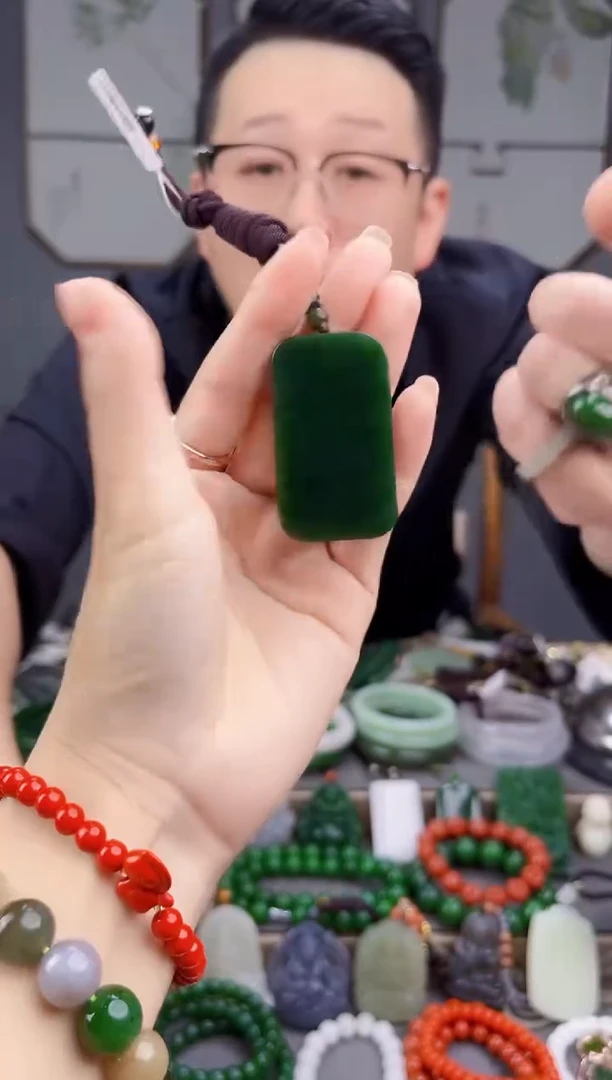 颈饰未镶嵌和田玉多样性发货拍一发一