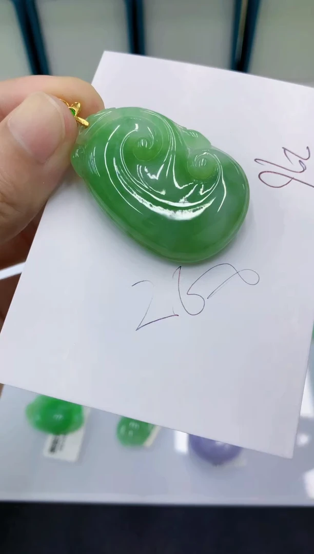 颈饰未镶嵌翡翠翡翠