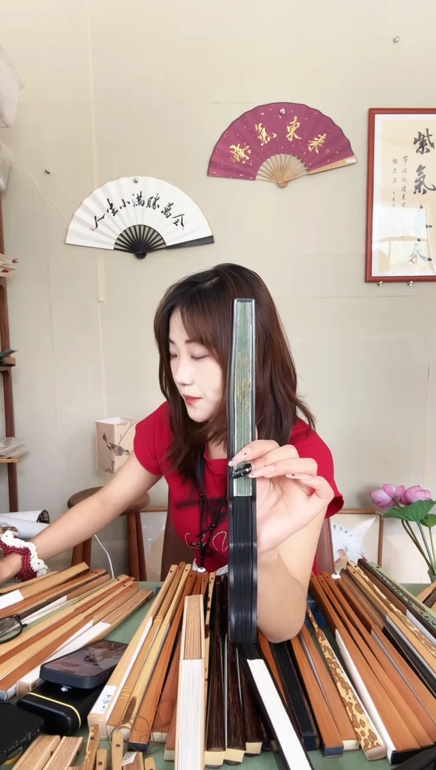 扇子十寸乌木配草绿扇面