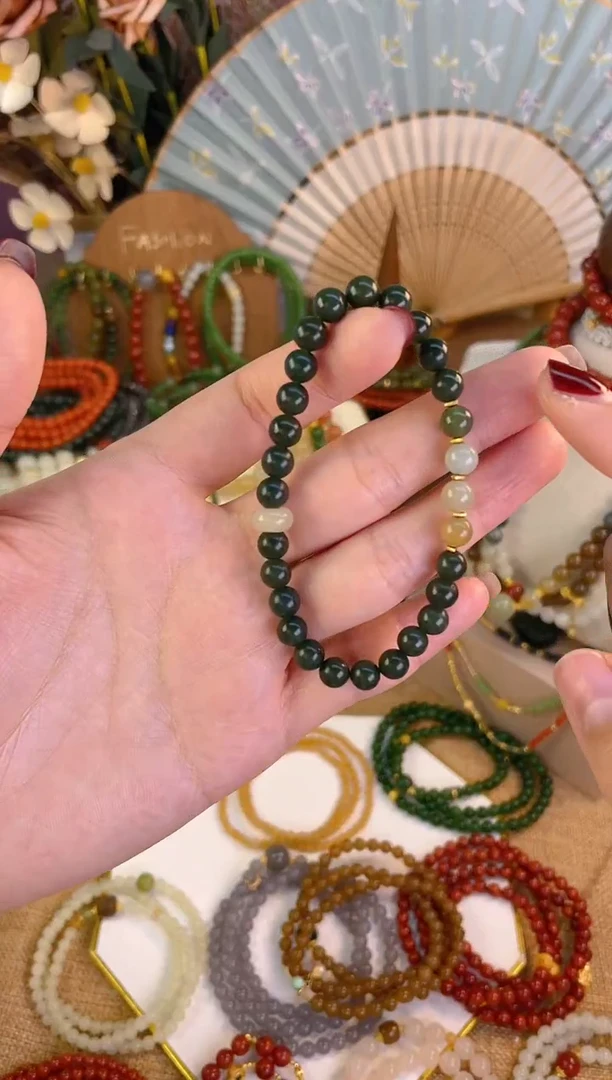 【闪购商品】和田玉手串18K金镶嵌沙枣青