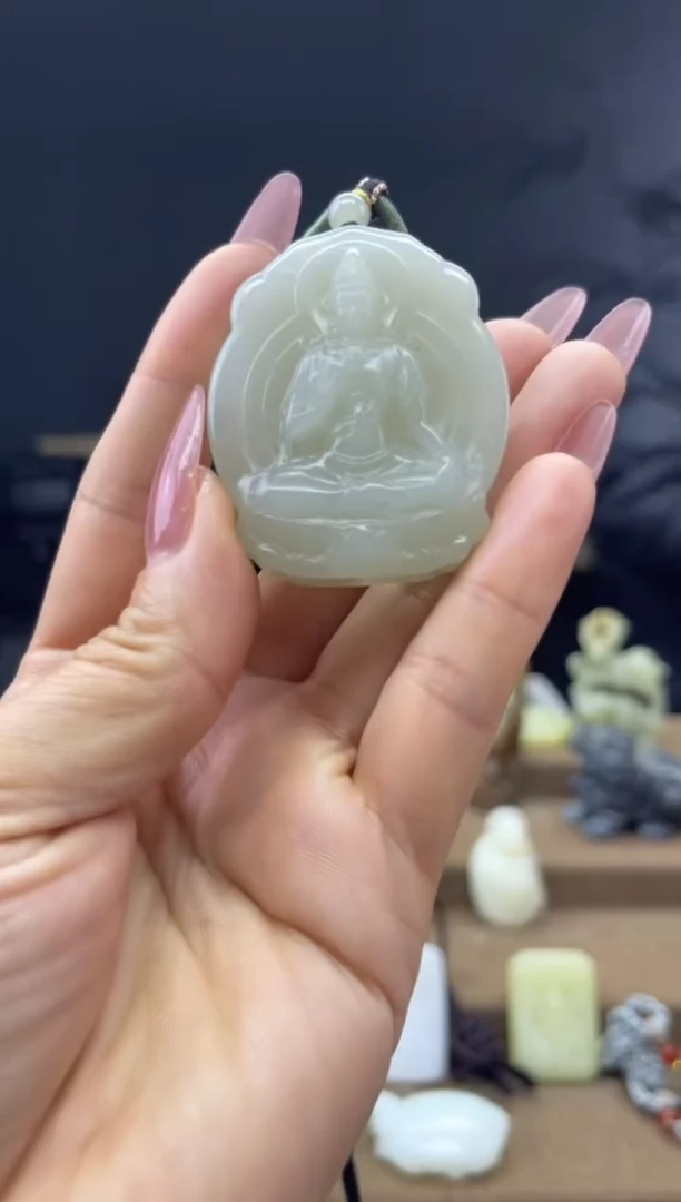 颈饰未镶嵌和田玉1