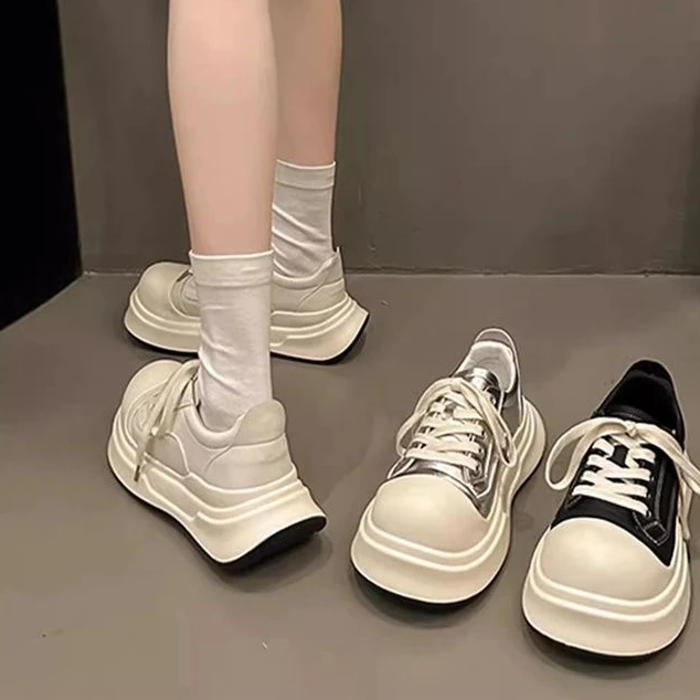新款时尚帆布休闲女鞋