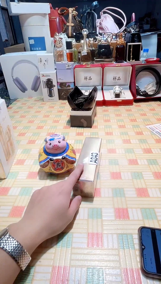 瓷片瓷器 库房到期 全部地板价@@1