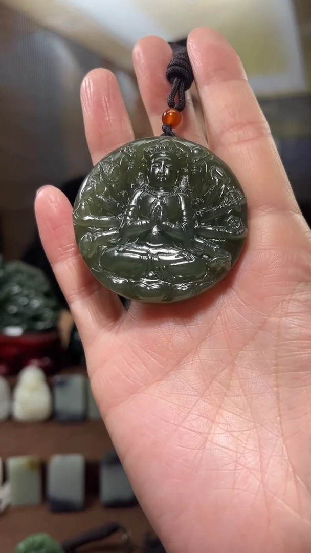 颈饰未镶嵌和田玉·