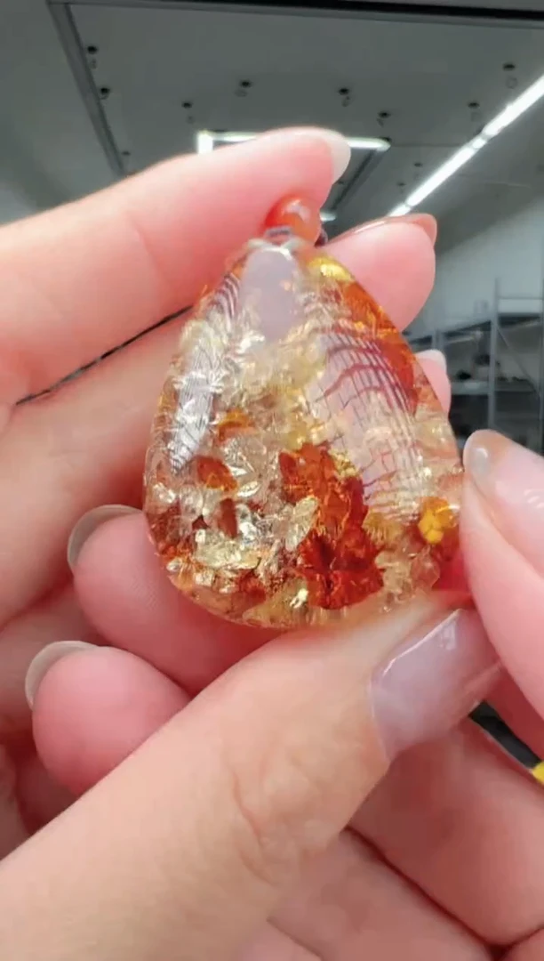 琥珀颈饰未镶嵌吊坠