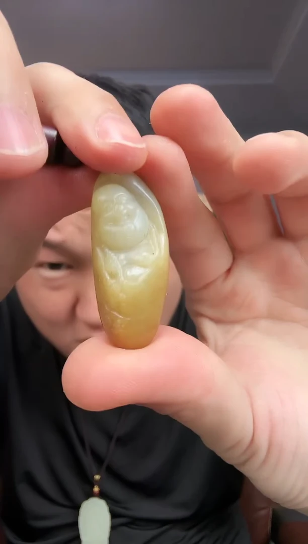 和田玉未镶嵌颈饰1