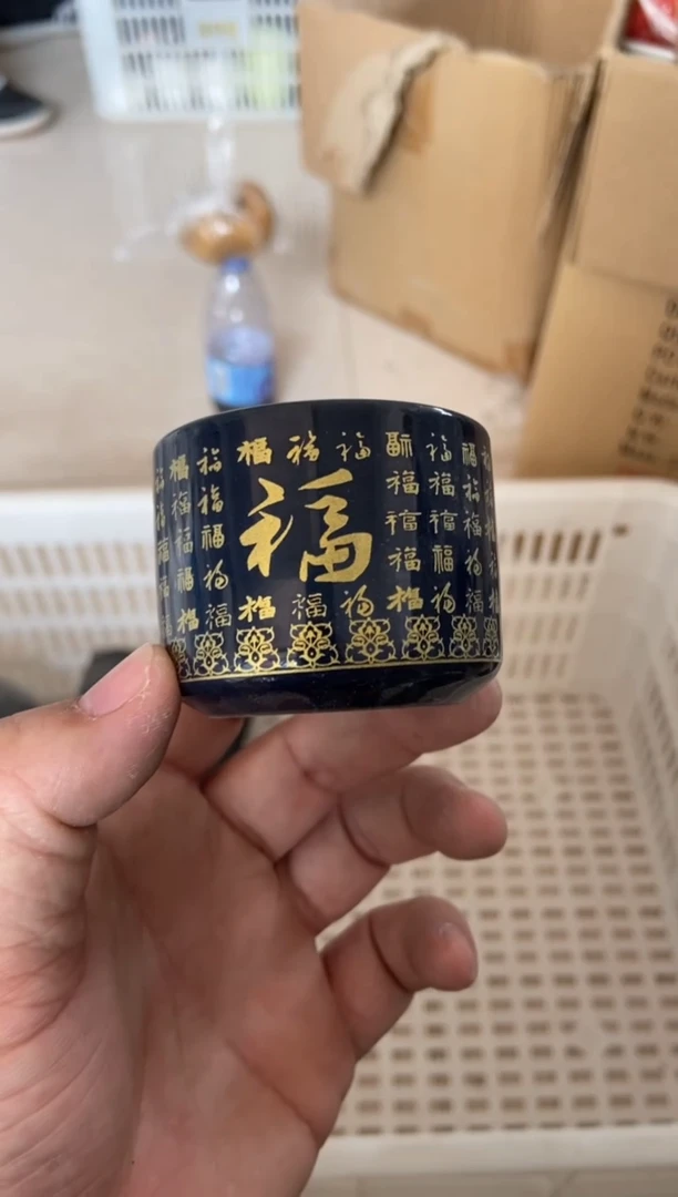 无运费险有瑕疵的摄影的产品有使用过的痕迹有点脏介意勿拍