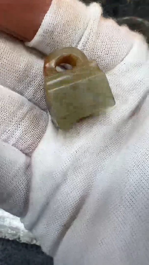 未镶嵌和田玉（糖玉）挂件摆件aaaaaaaaaaaaaa