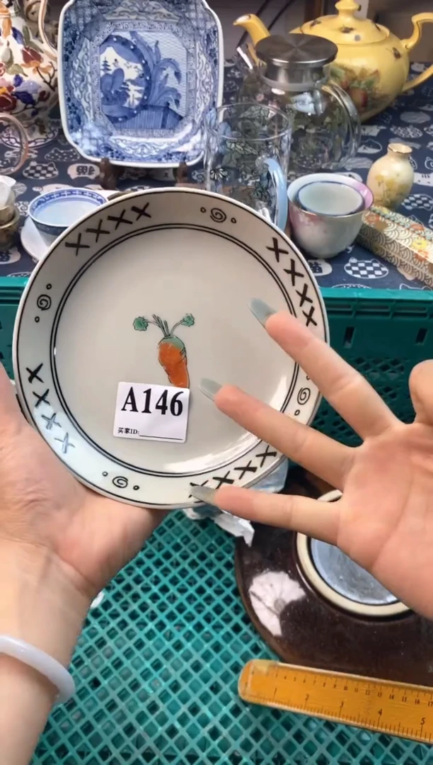 瓷片[○･｀Д´･ ○][○･｀Д´･ ○]
