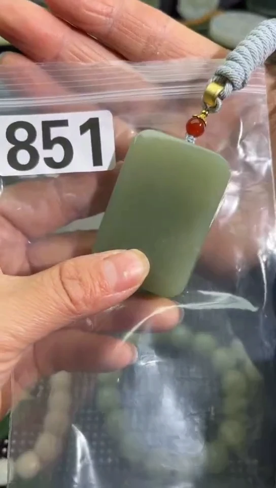 未镶嵌和田玉珠宝半成品牌子