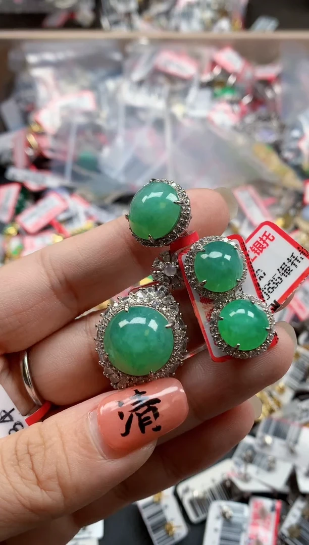 银S925镶嵌戒指翡翠天然A货缅甸翡翠