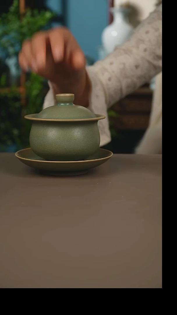 杯仿古柴烧盖碗