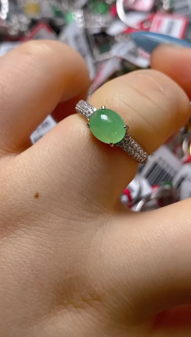 银S925镶嵌戒指翡翠百内无证书