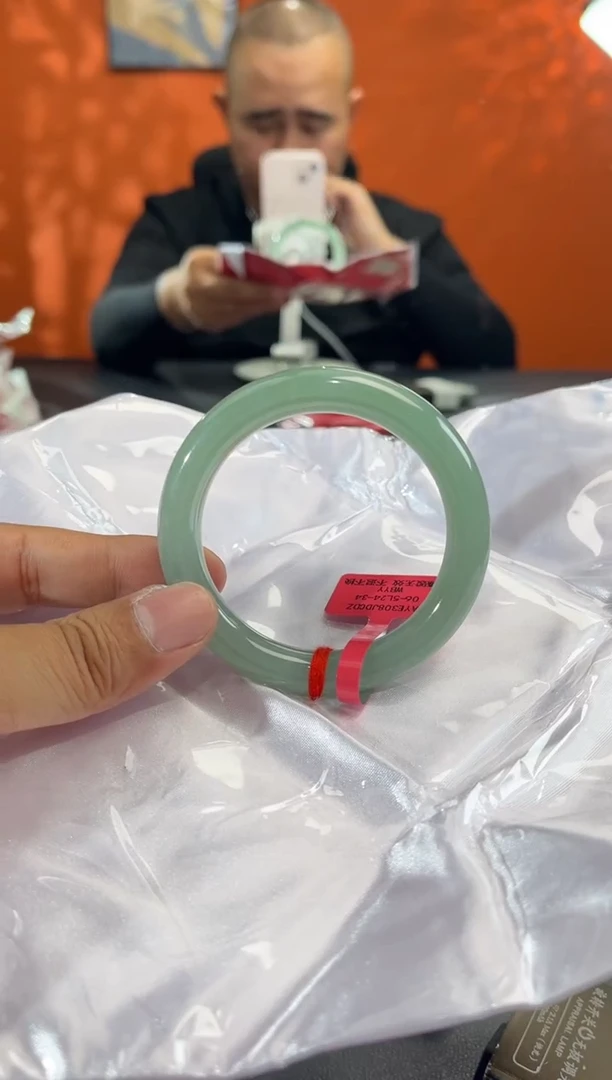 未镶嵌手镯翡翠5  53