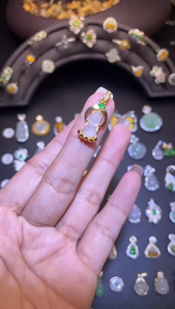 吊坠(不含链)银S925镶嵌翡翠1