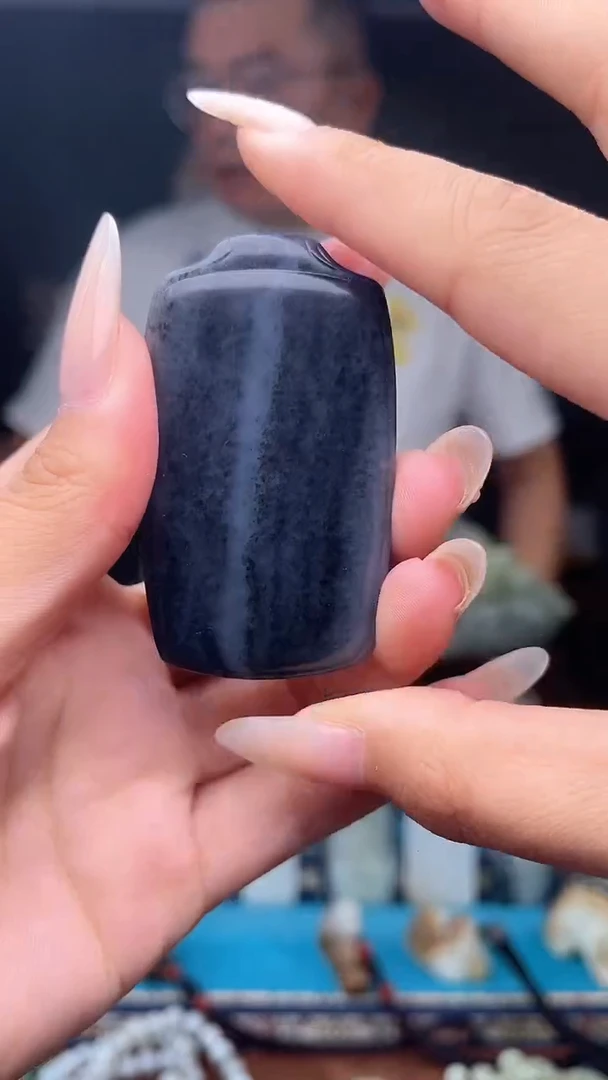 未镶嵌和田玉挂件1