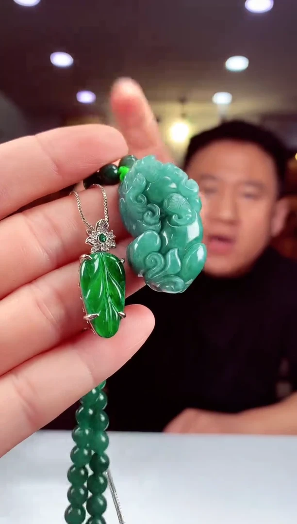 翡翠未镶嵌颈饰天然翡翠（拍一发一）