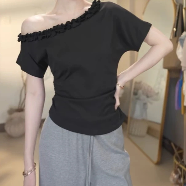 夏季韩系木耳边斜肩领口通勤收腰设计纯欲百搭T恤