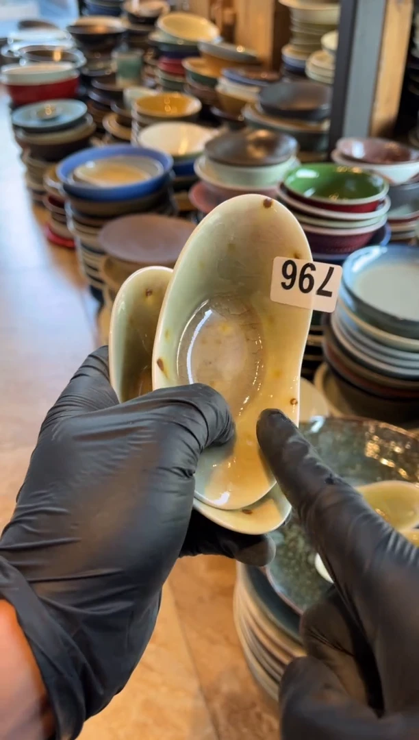 【闪购商品】瓷片796 枣红花元宝料碟（2个哦）