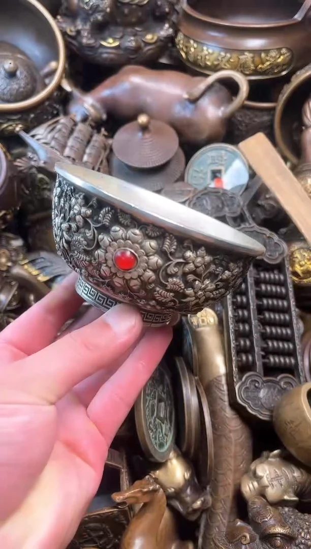 精美铜器点击下单