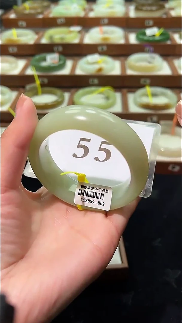 定制和田玉和田玉手镯