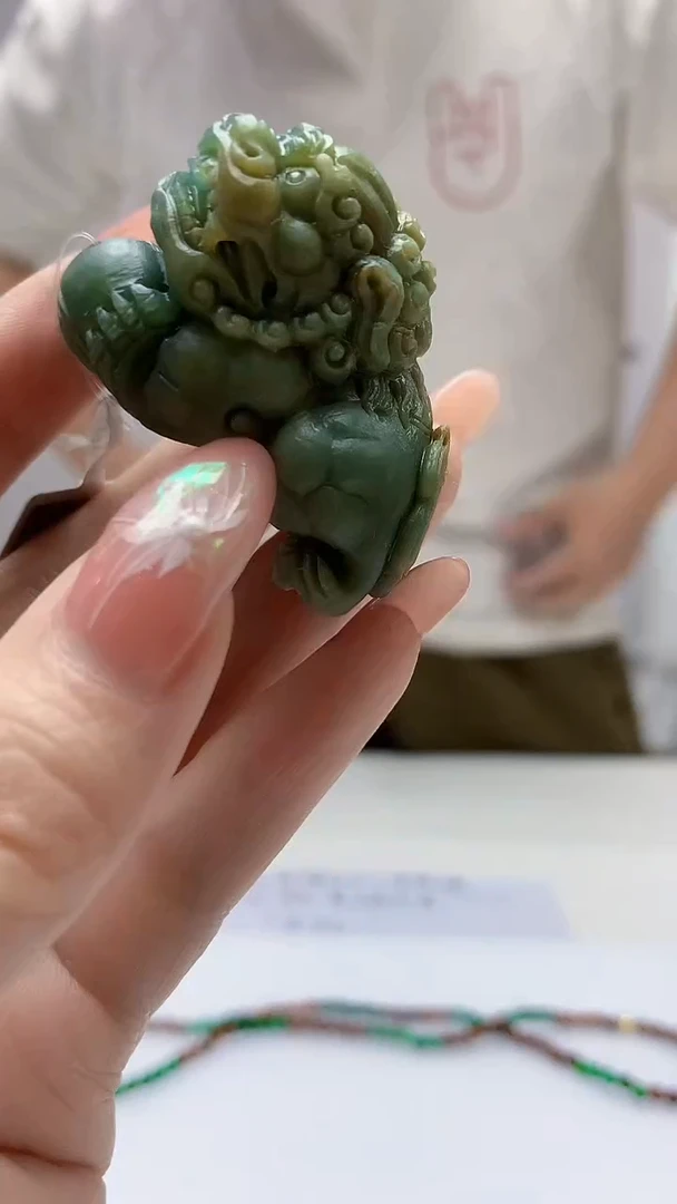 【闪购商品】定制翡翠未镶嵌4688DD-毛货挂件196