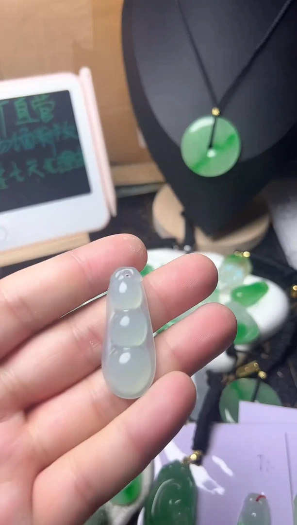 颈饰未镶嵌翡翠所见即所得，一图一物