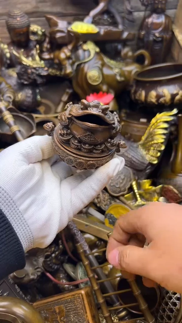 精美铜器，点击下单