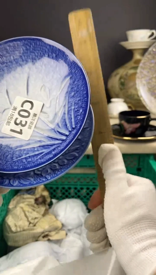 1+1点关注，亮灯牌，满18包邮，感谢