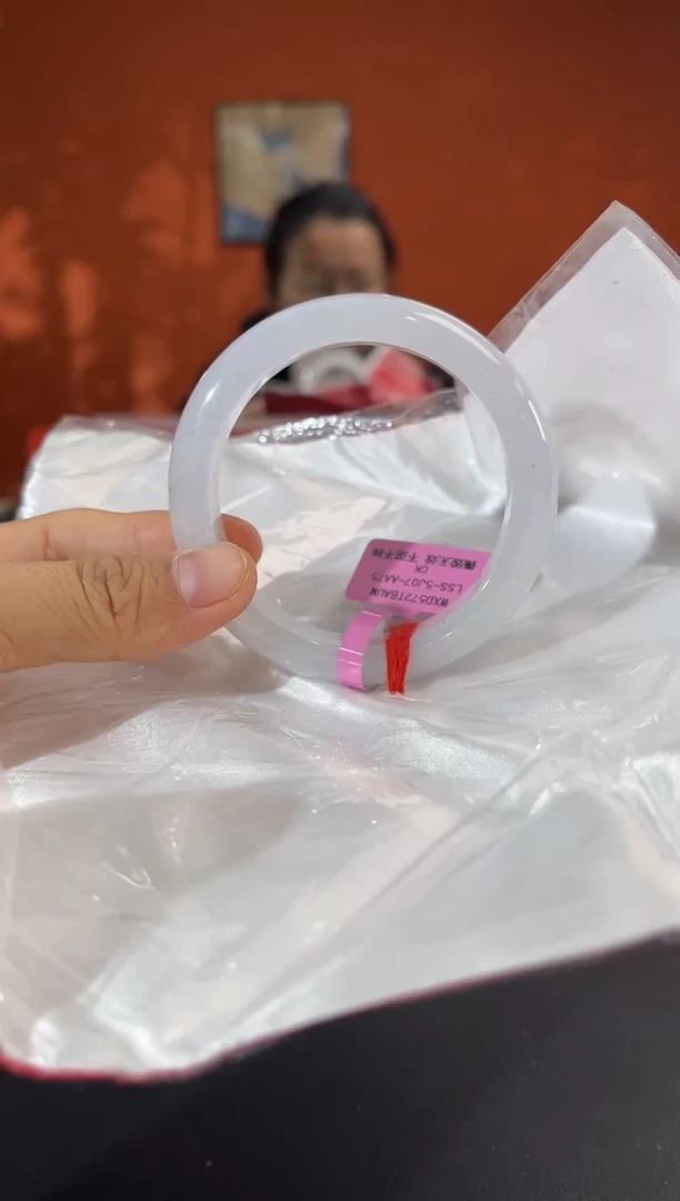 未镶嵌手镯翡翠6