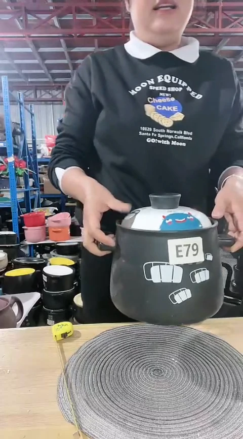 【闪购商品】e79瑕疵黑锅带盖不圆