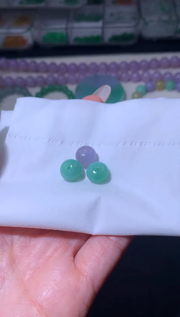 未镶嵌定制翡翠翡翠